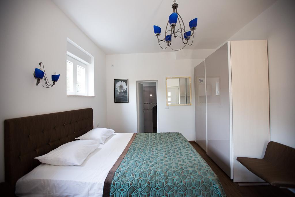 Aida Apartments And Rooms For Couples And Families Free Parking Dubrovnik Cameră foto